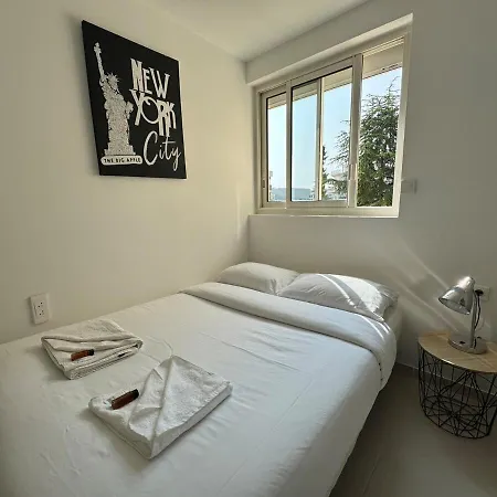 Spacieux 3 Pieces Au Coeur De Juan Les Pins 아파트