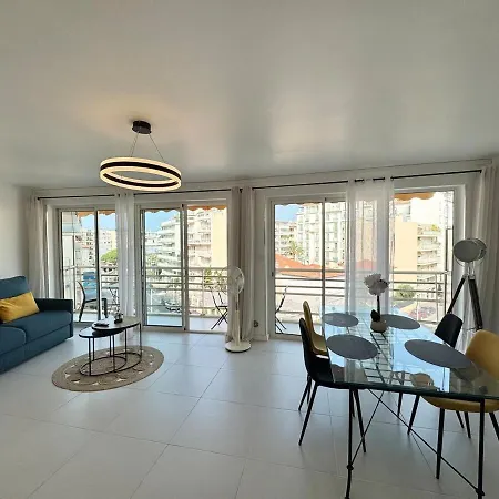 아파트 Spacieux 3 Pieces Au Coeur De Juan Les Pins 앙티브